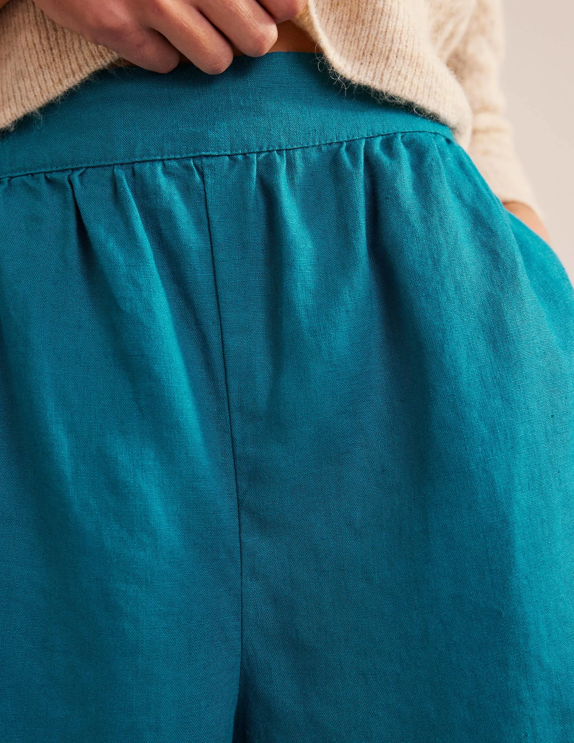 Pull-on Linen Shorts-Crystal Teal