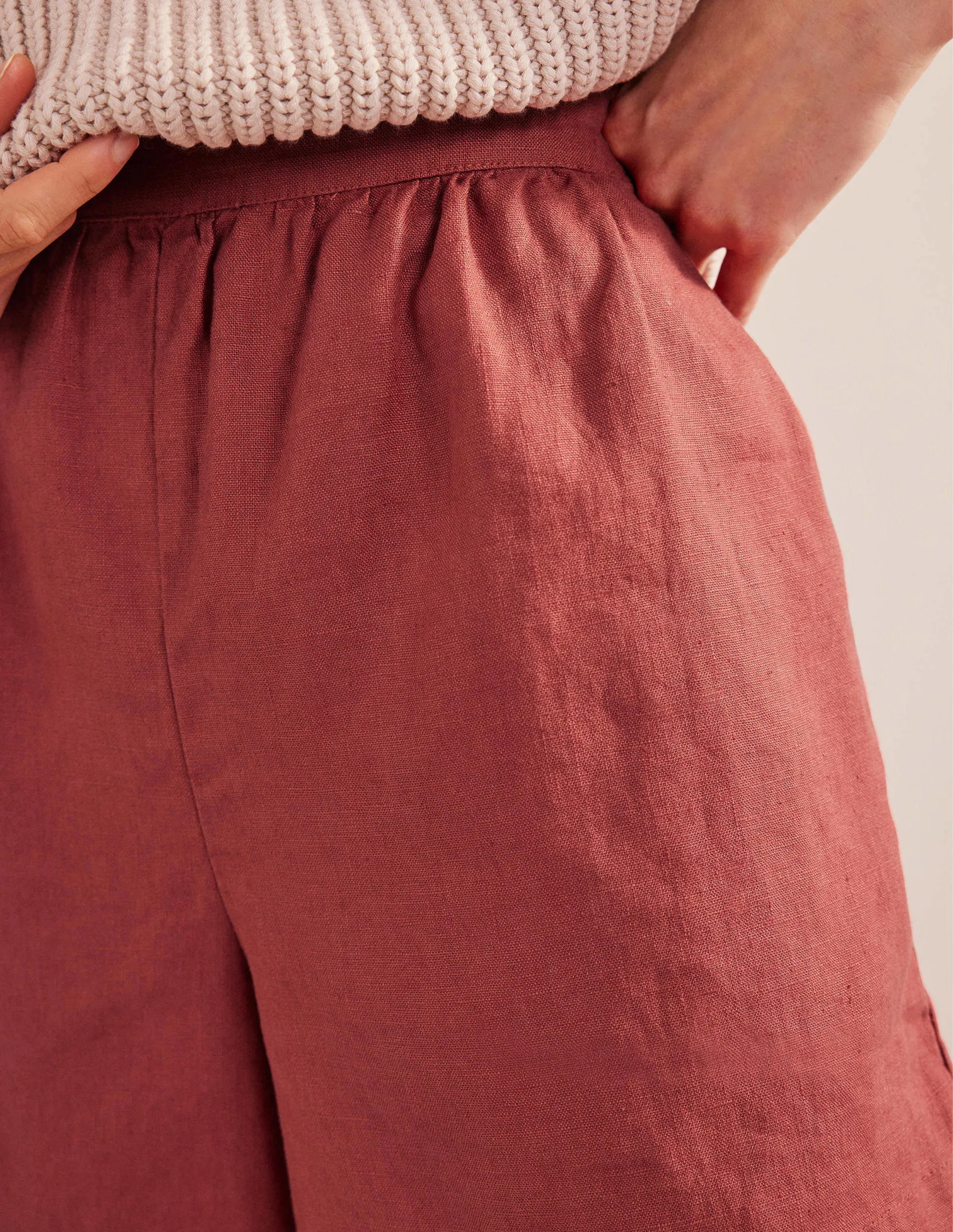 Pull-on Linen Shorts-Fox