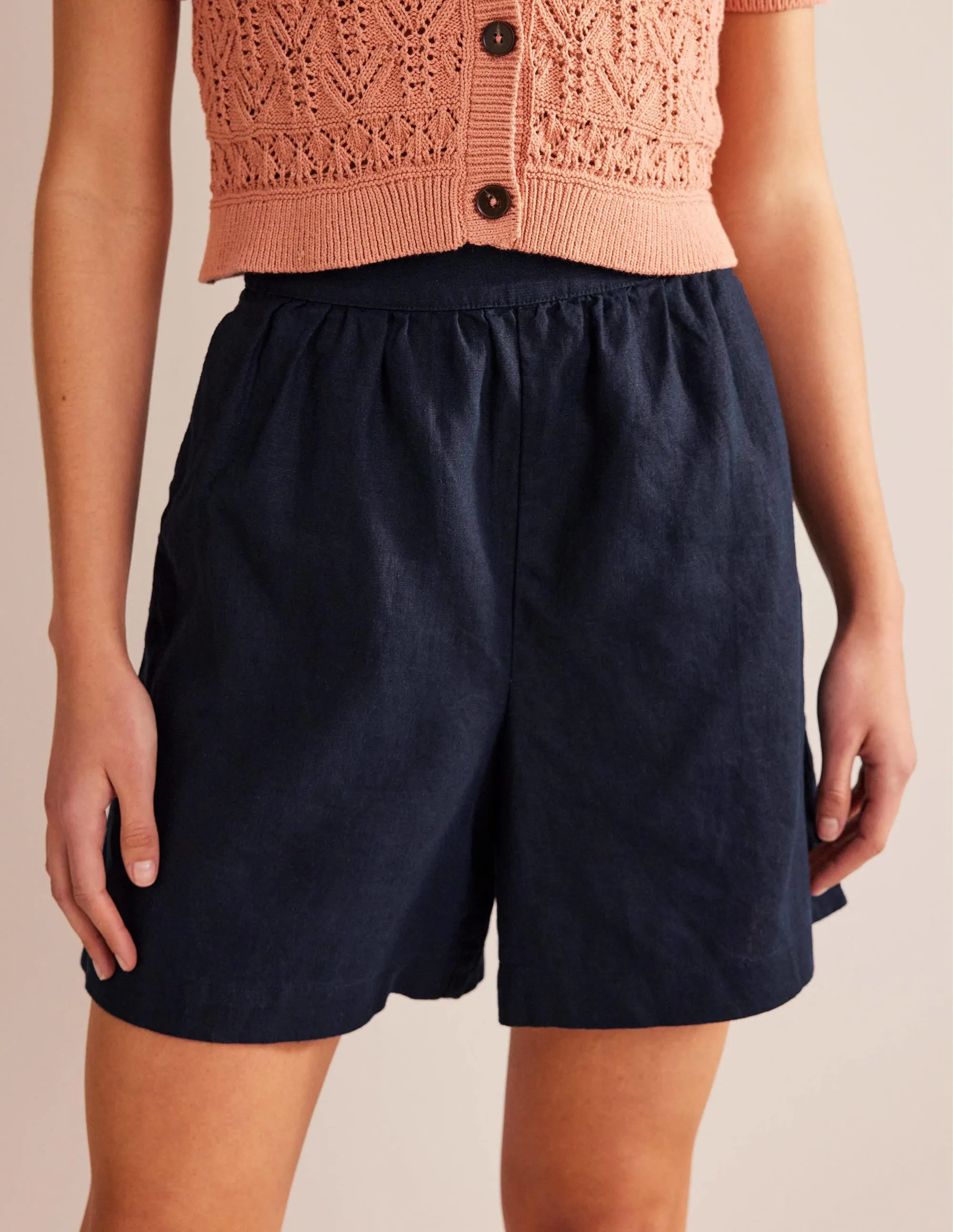Pull-on Linen Shorts-Navy