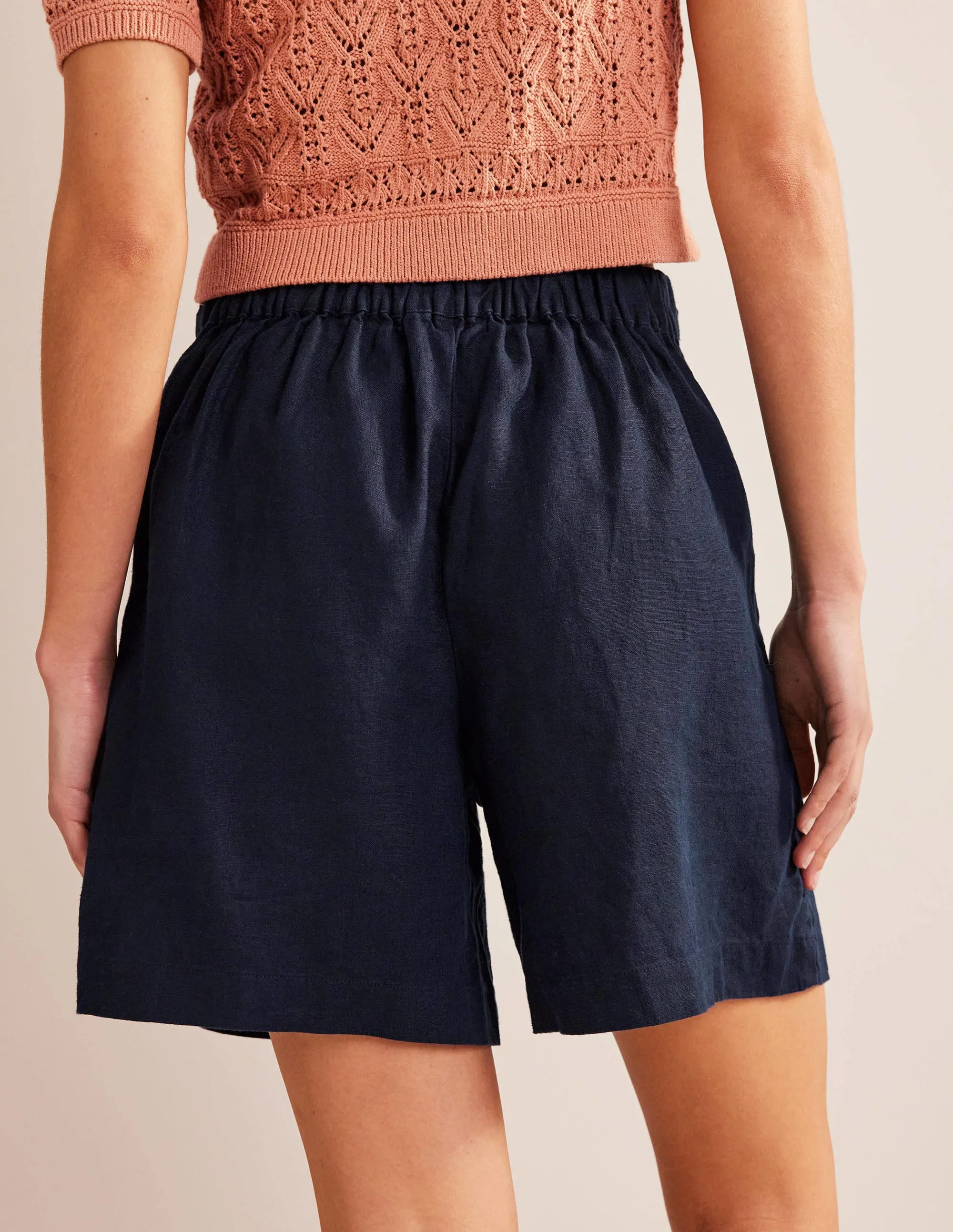 Pull-on Linen Shorts-Navy