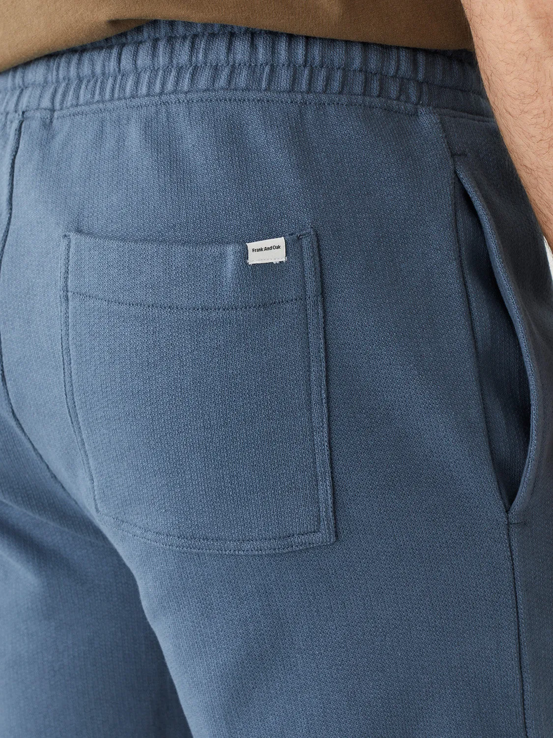 The Owen Pull-On 7in Short in Stormy Blue